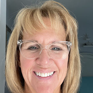 Meet your Posher, Lesa